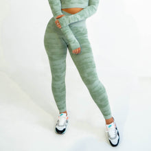  Rebel Seamless Leggings (Camo Light Green)