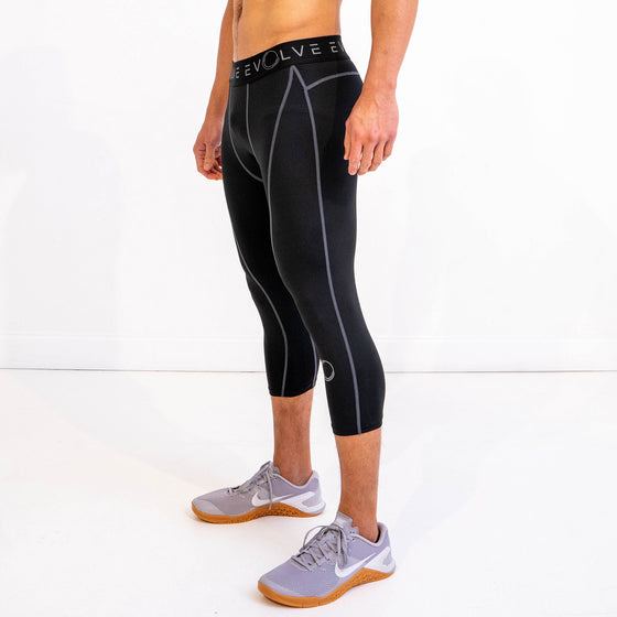 LE 3/4 Compression Leggings - Black/Grey