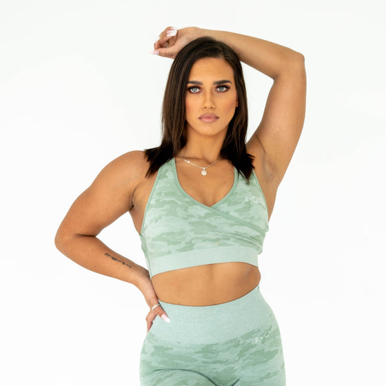 Rebel Seamless Sports Bra (Camo Light Green)